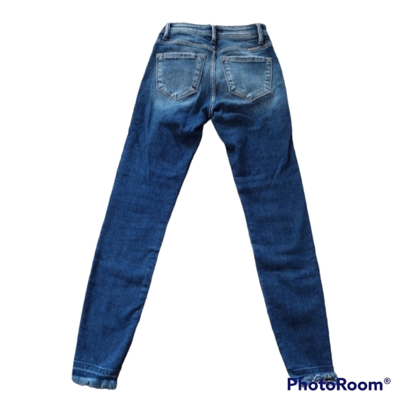 NWOT KanCan Signature jeans - Picture 3 of 6